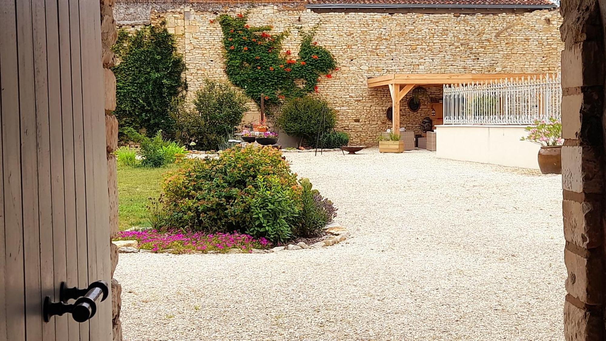 Angliers  La Galuche Bed & Breakfast エクステリア 写真